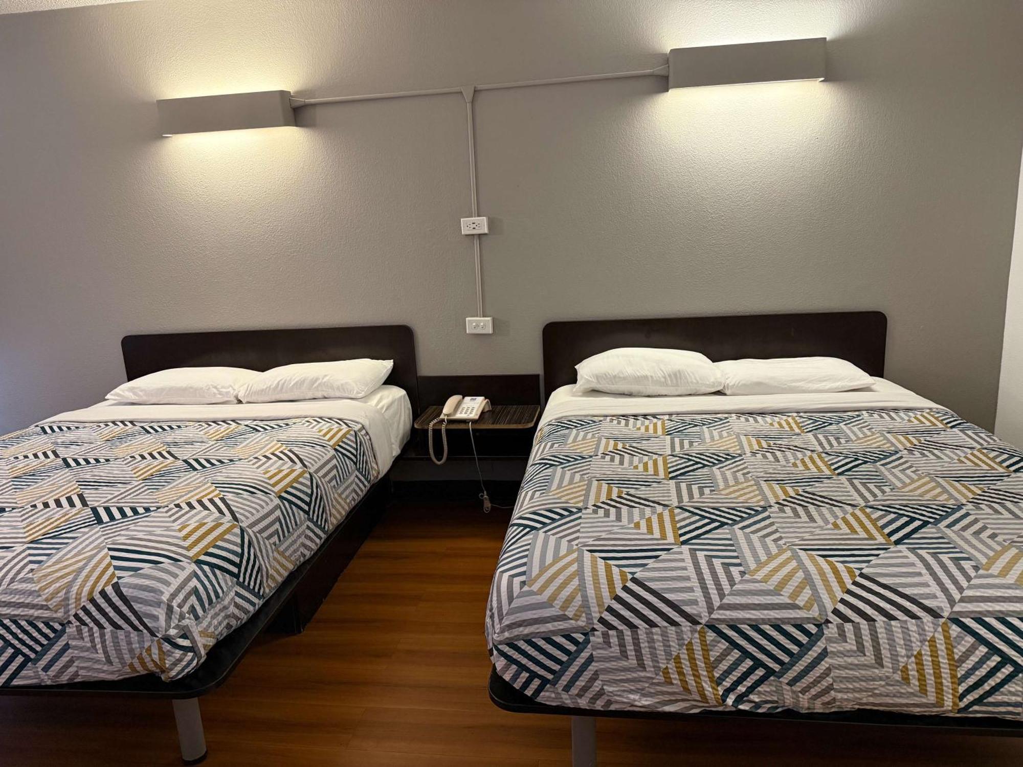 Motel 6-Joliet, Il - I-80 Экстерьер фото